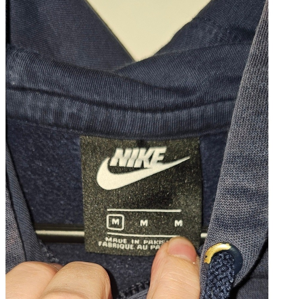 Nike Sportswear Club Fleece Hoodie Navy Blue Embroidered Logo Pullover Mens M - Picture 2 of 4